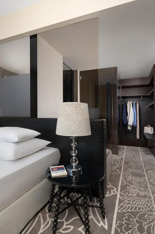 Junior Suite image 3