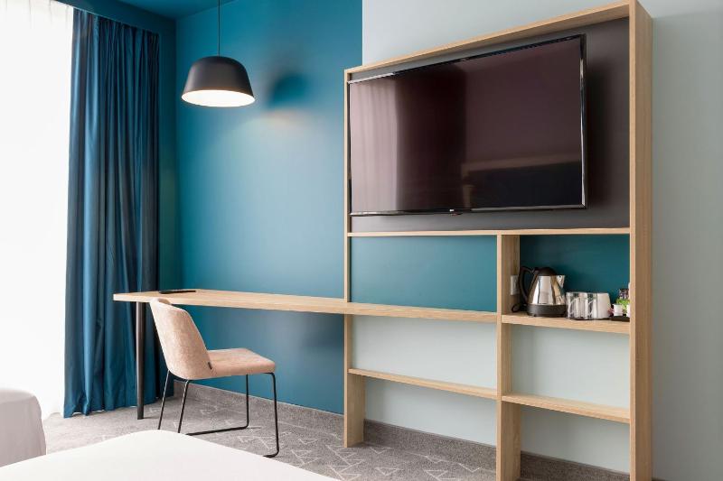 Hampton by Hilton Tours Centre - image 29