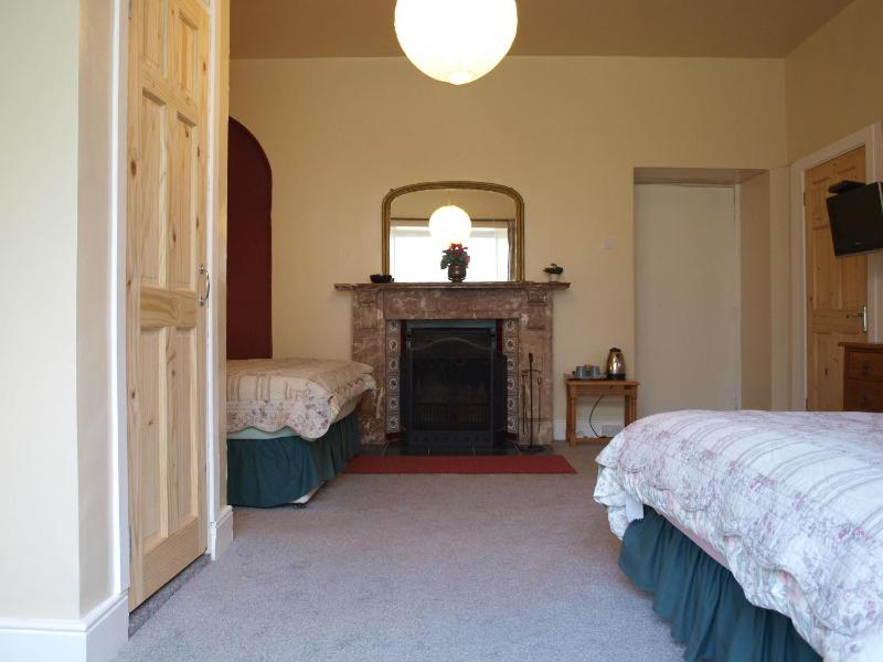 King Room with Two King Beds image 2