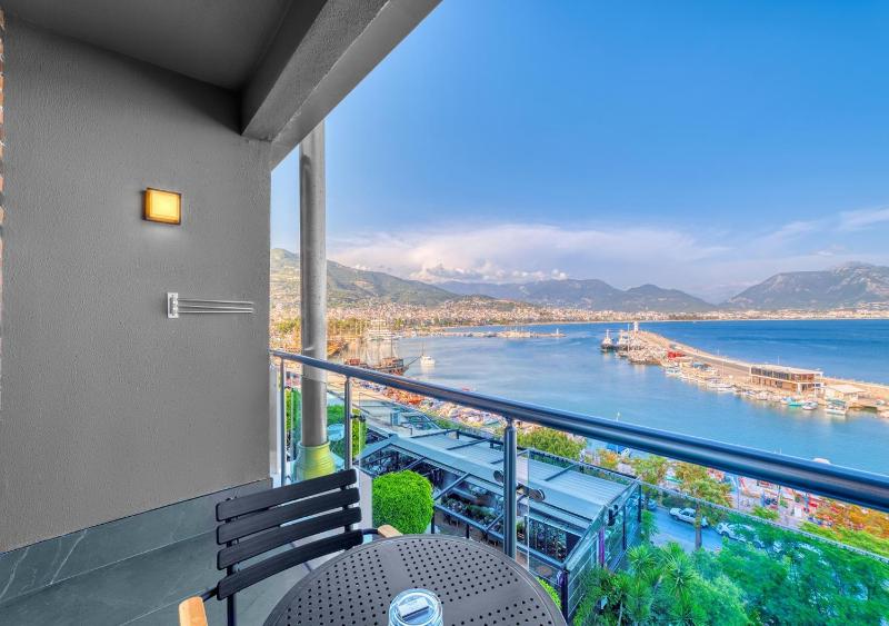 Numa Port Hotel - image 8
