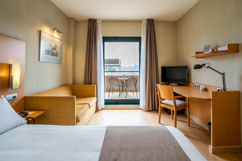 Superior Double Room with Terrace image 3