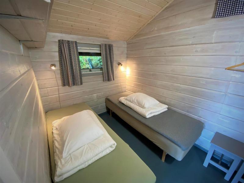 One-Bedroom Cottage image 4