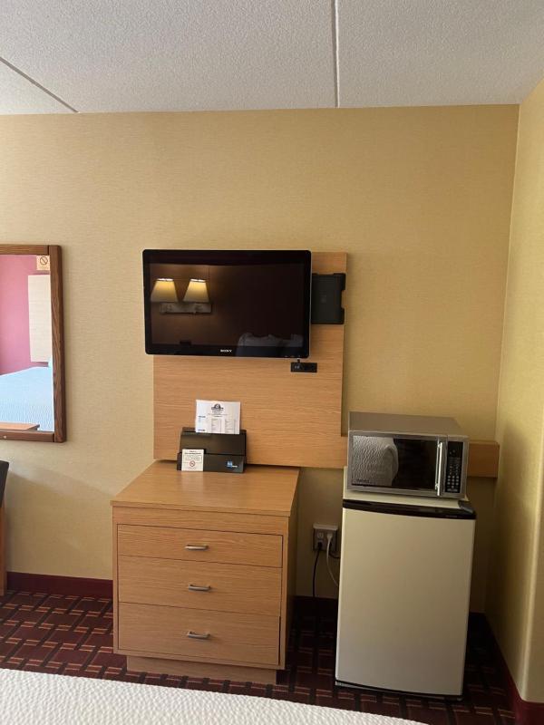 King Room - Non-Smoking image 4