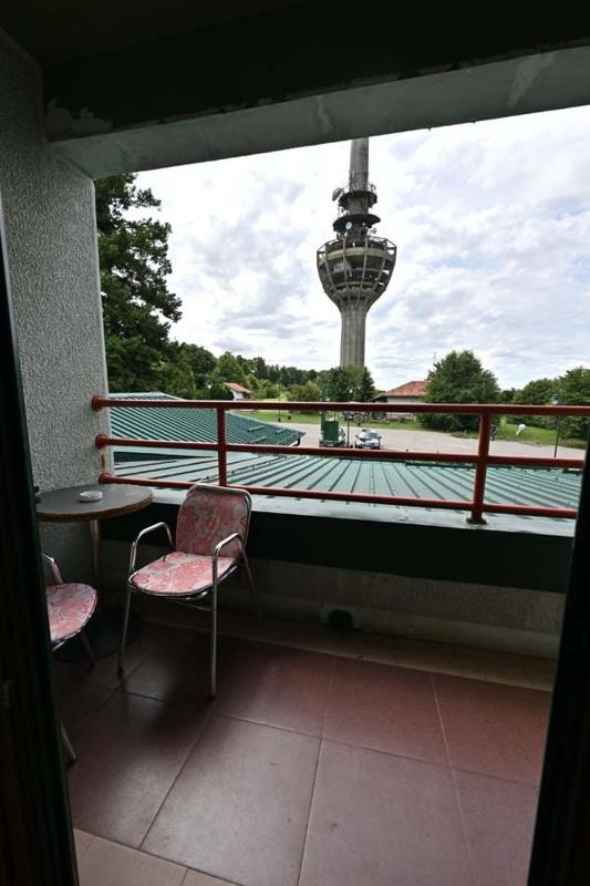 Twin Room with Terrace image 3