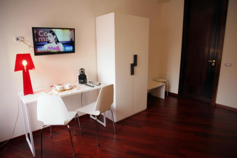 Triple Room with Private Bathroom image 2
