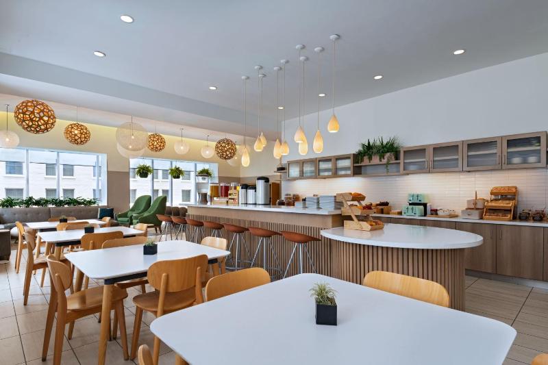 Element by Marriott Austin Downtown - image 15