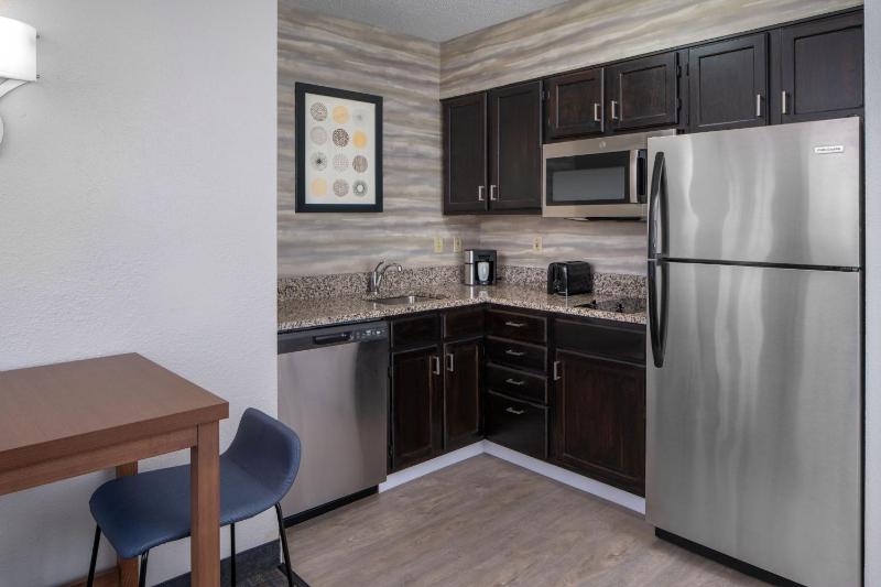 Residence Inn by Marriott Charleston Riverview - image 7