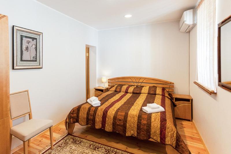 Double Room image 1