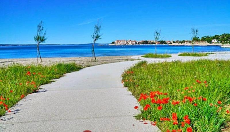 Apartman M&S s bazenom Split - Podstrana - image 13