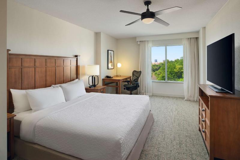 Homewood Suites By Hilton Atlanta Midtown - image 24