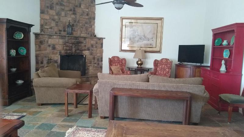 Three-Bedroom Apartment image 1