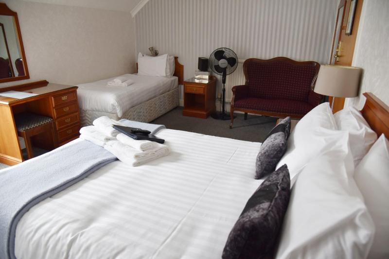 Family Room with Private Bathroom image 1