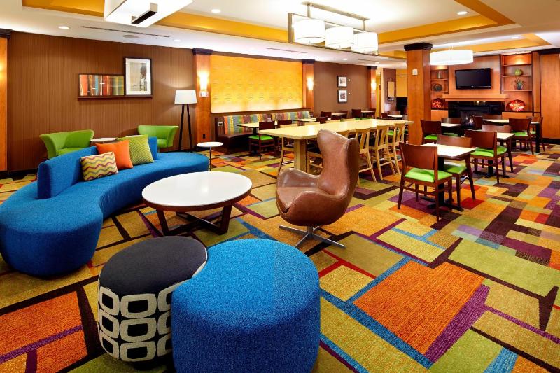 Fairfield Inn & Suites by Marriott Pittsburgh Neville Island - image 9