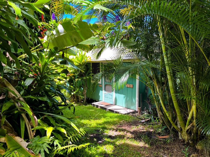 Cottage with Garden View image 4