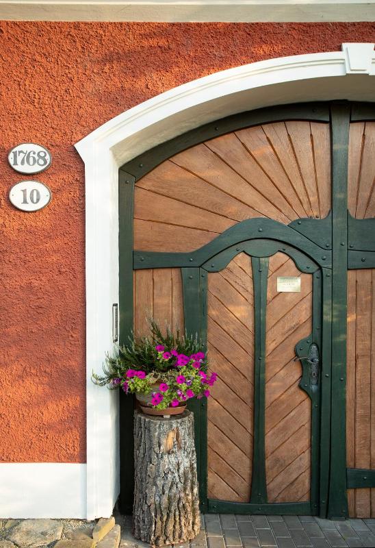 Luxury Apartment image 1