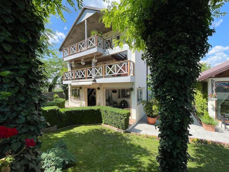 Casa Vanessa Images
