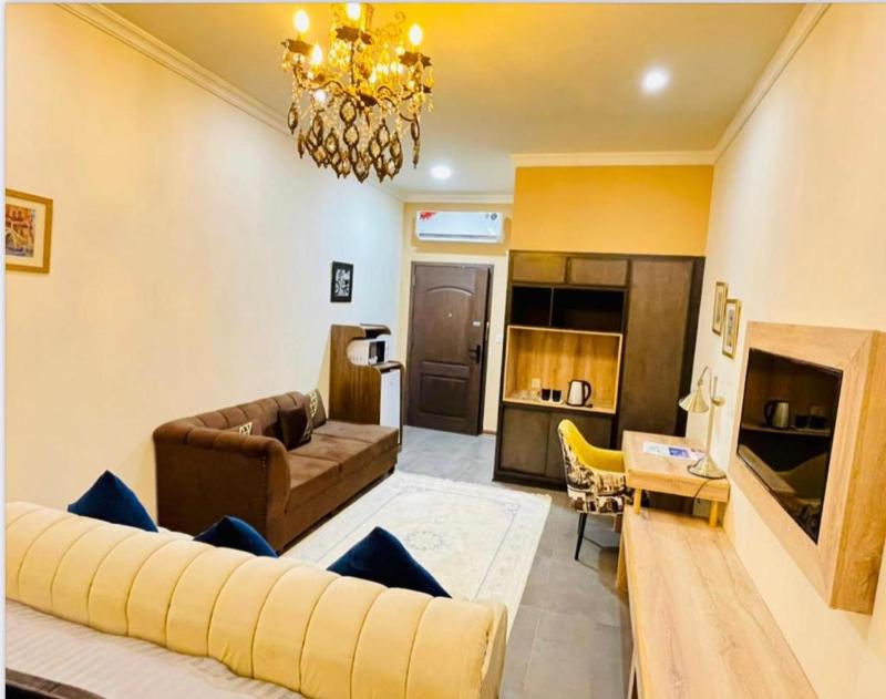 Deluxe Double Room image 3