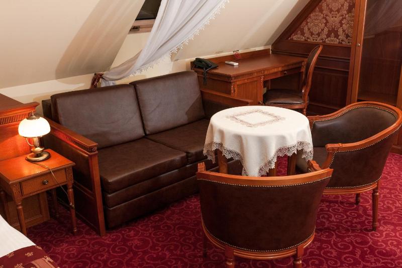 Two-Bedroom Suite image 3