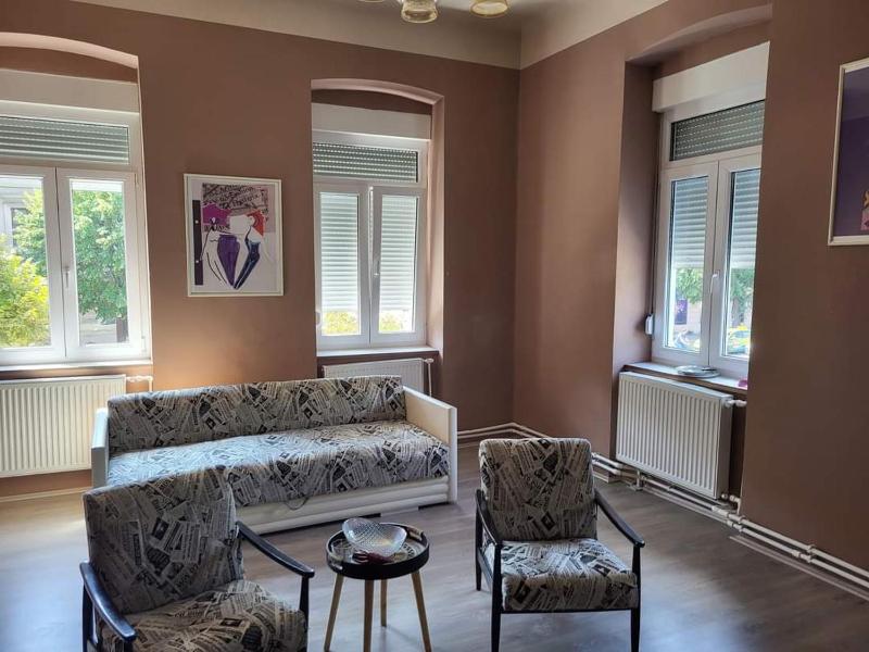 Three-Bedroom Apartment image 4