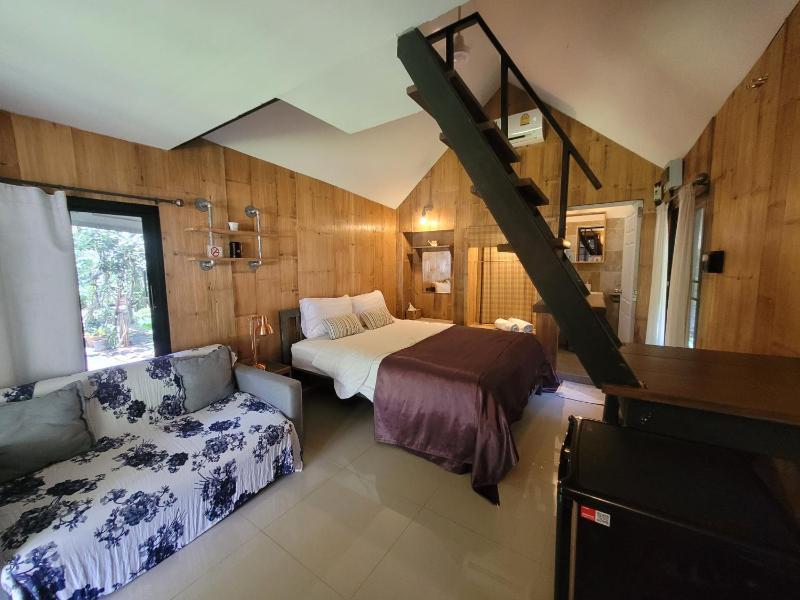 Brookhouse & Glamping - image 23