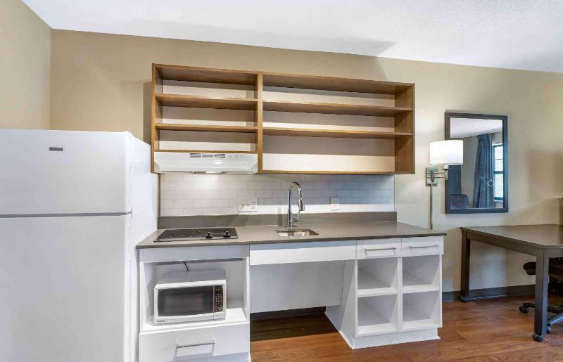 Studio with 2 Double Beds - Non-Smoking image 2