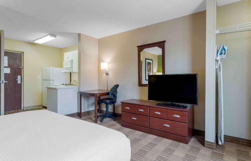 Extended Stay America Suites - Houston - Galleria - Westheimer - image 10