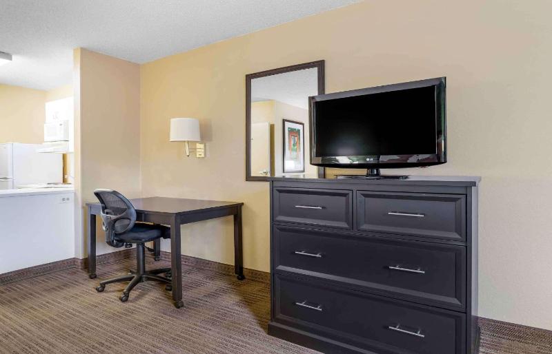 Extended Stay America Suites - Houston - Galleria - Westheimer - image 30