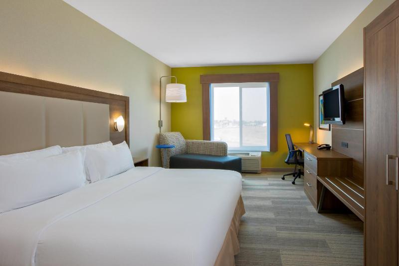 Standard Room image 2