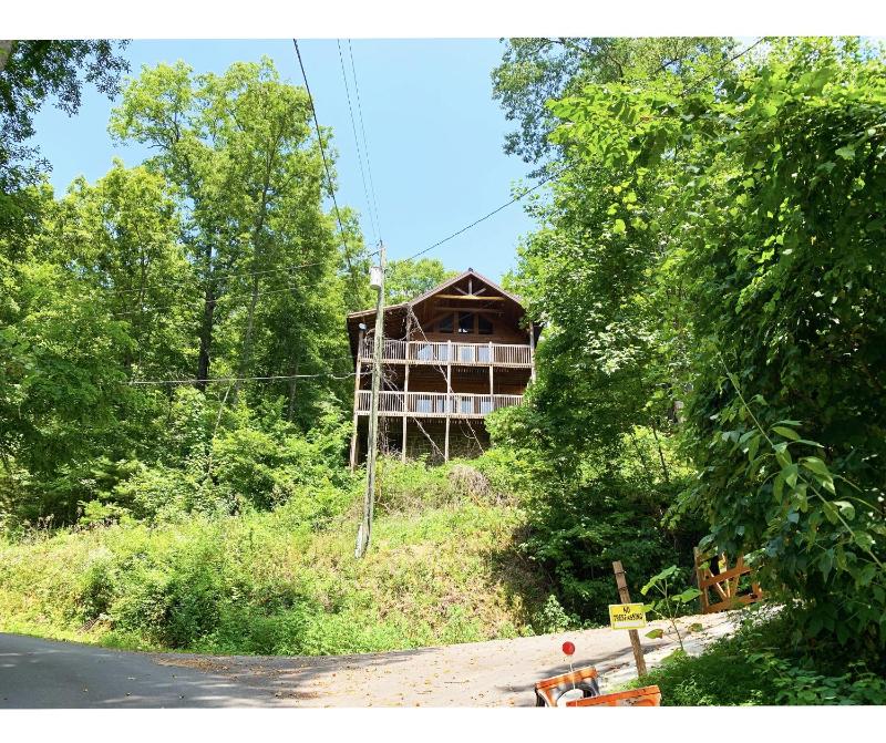Two-Bedroom House image 4
