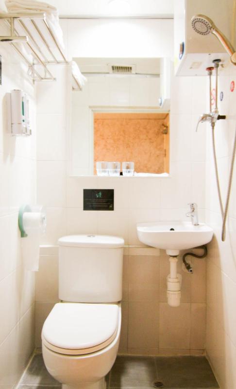 Triple Room image 2