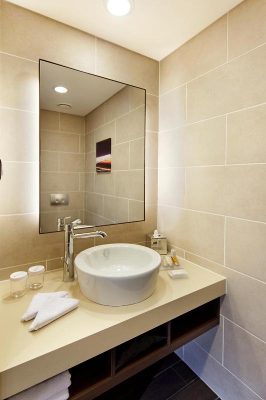 One-Bedroom King Suite image 1