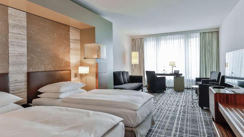 Superior Double or Twin Room image 3