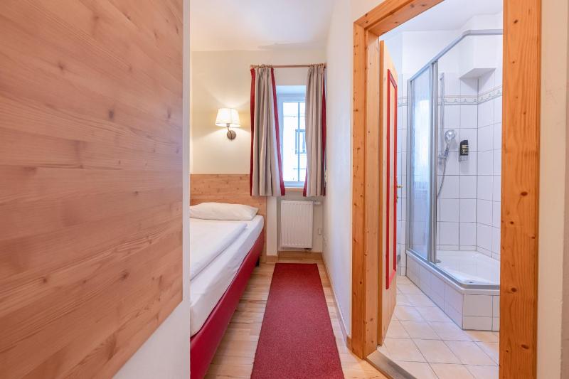 Standard Single Room image 1