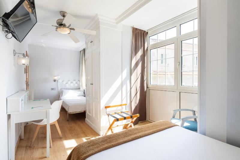 Triple Room image 1