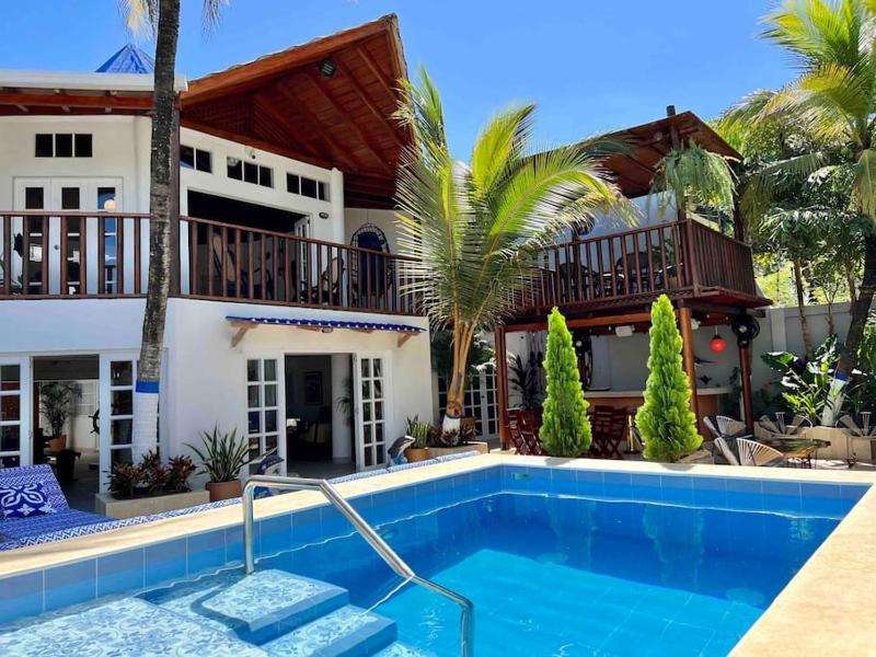 Casa El Faro Hermosa casa de playa - image 1