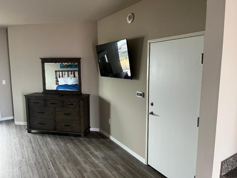 Queen Room image 1
