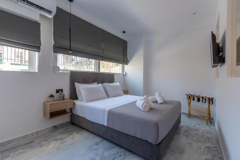 Superior Apartment image 2