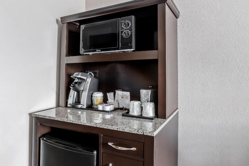 King Room image 2