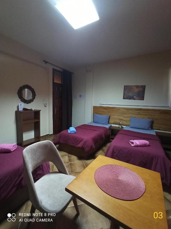 Twin Room with Private Bathroom image 1