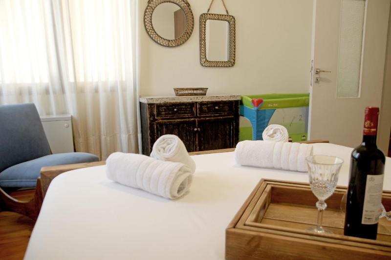 Elpida Downtown Garden Villa - Historic Home Chania Center - image 23