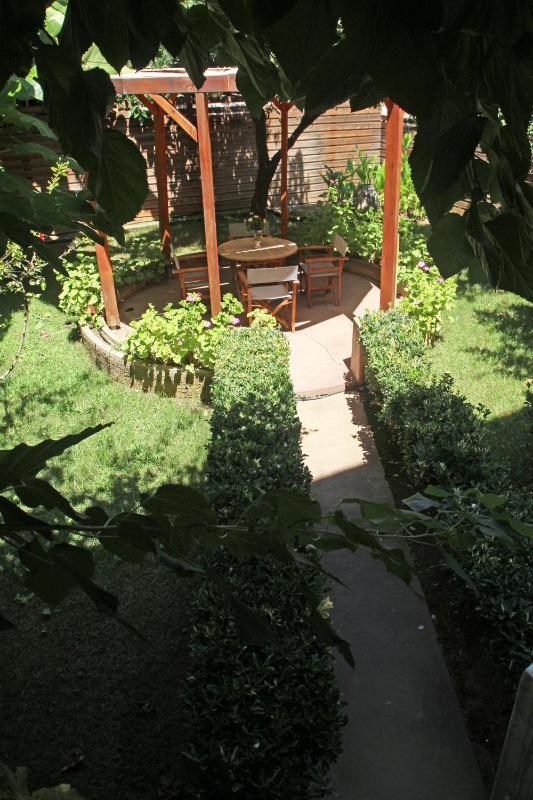 Three-Bedroom Villa image 2