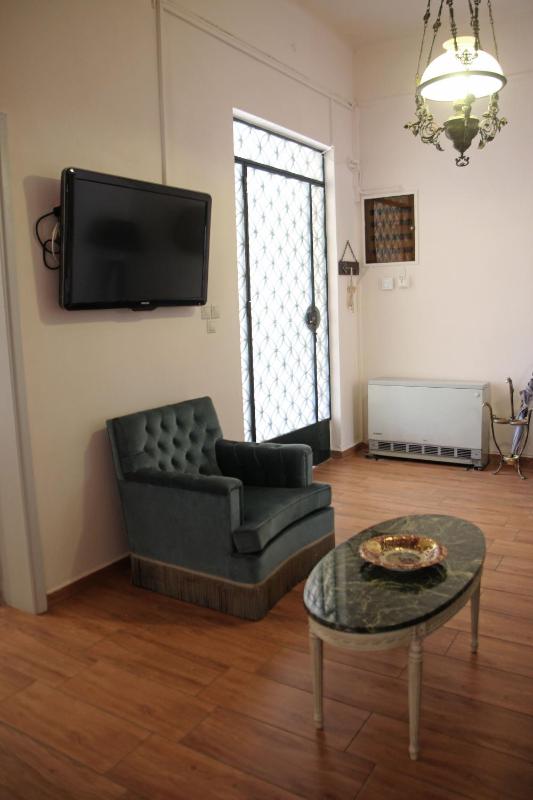 Elpida Downtown Garden Villa - Historic Home Chania Center - image 5