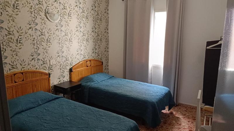 Alcaravaneras Hostel - image 31