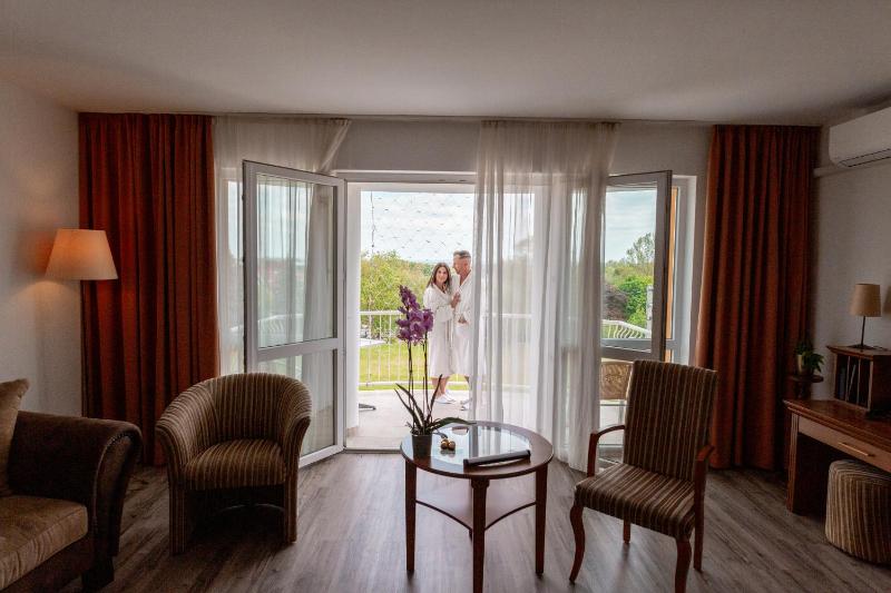 Presidential Suite image 4