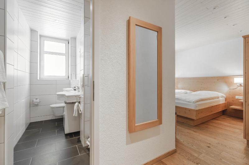 Apartment with Mountain View image 4