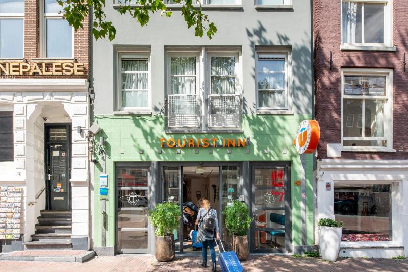 Tourist Inn One Amsterdam - image 2