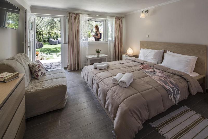 Vassilis Guest House - image 12