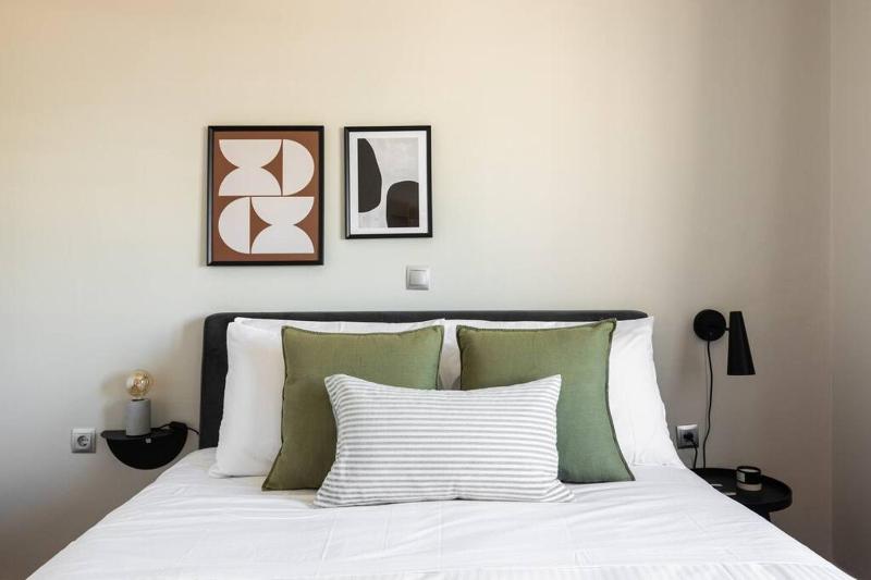 Harmonious 2BR Apartment in Exarchia by UPSTREET - image 15