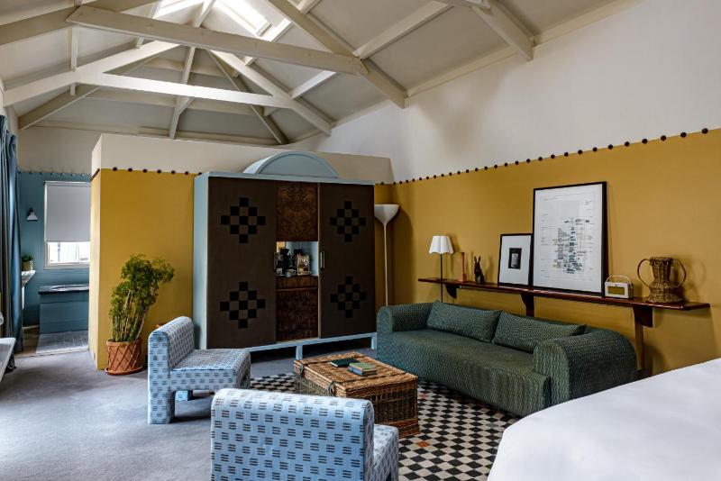 Churn's River Junior Suite image 3