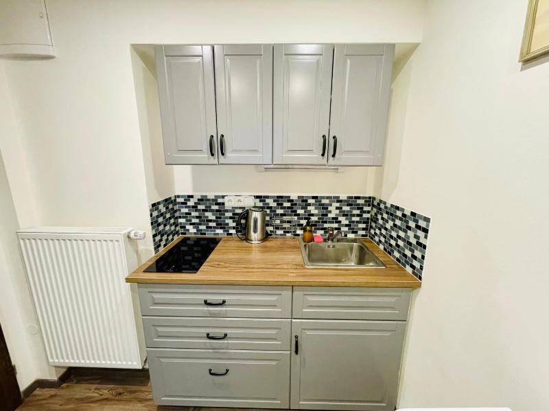 Quadruple Room with Bathroom image 3
